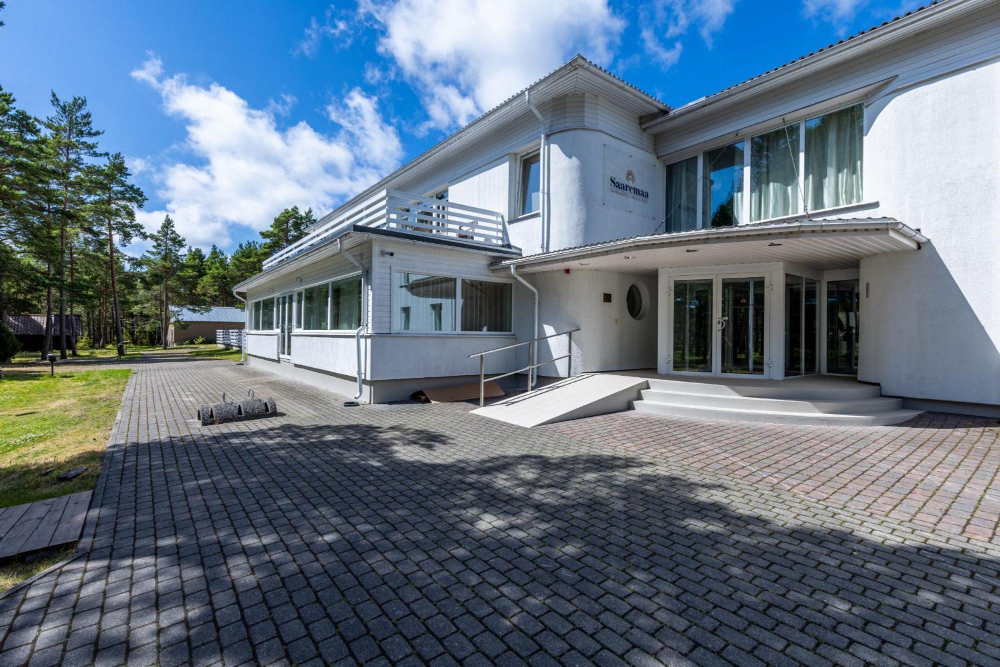 Saaremaa Rannahotell ' Beach Hotel Мяндьяла Экстерьер фото