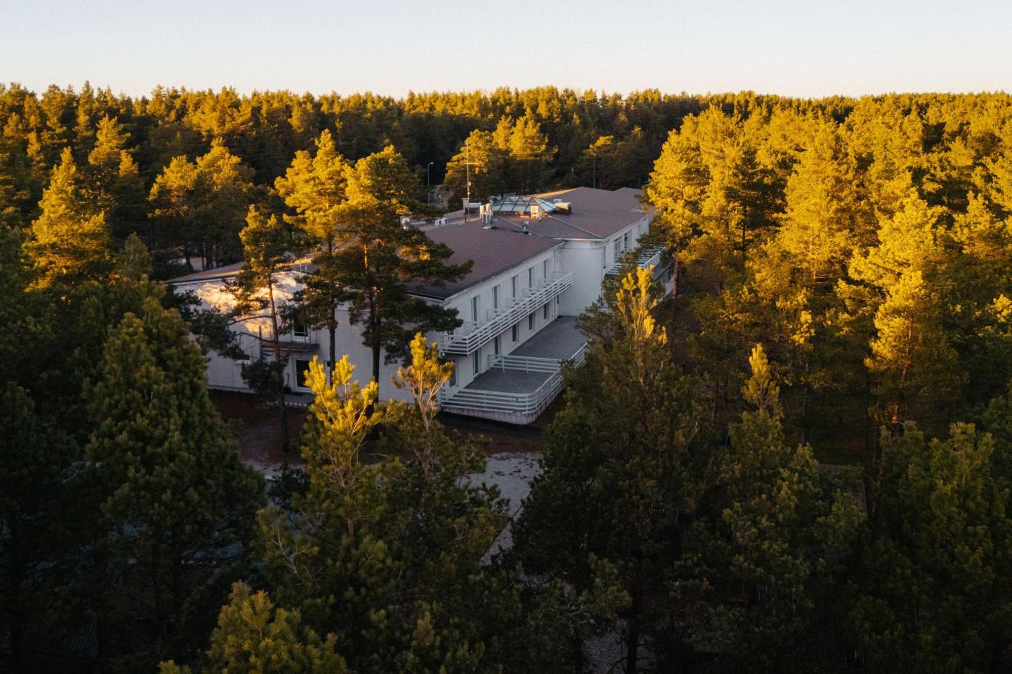 Saaremaa Rannahotell ' Beach Hotel Мяндьяла Экстерьер фото