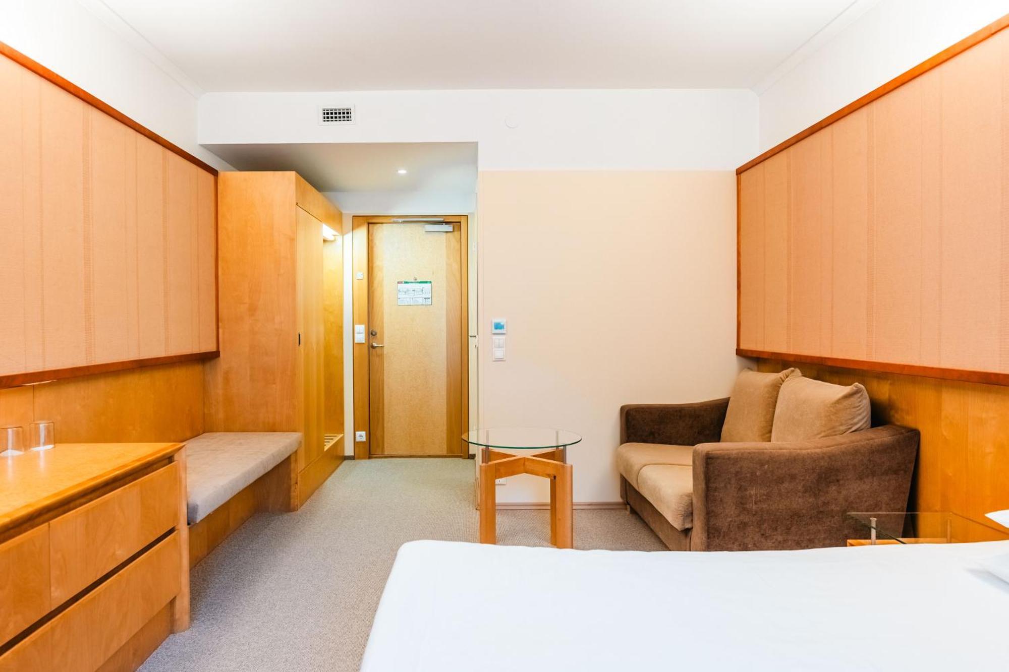 Saaremaa Rannahotell ' Beach Hotel Мяндьяла Экстерьер фото